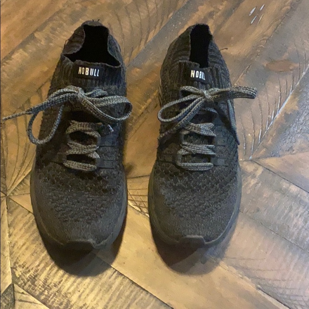 NO BULL Men’s Knit Runners size 11